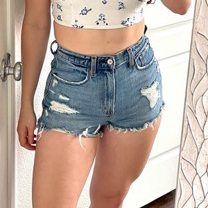 Abercrombie & Fitch High Rise Curve Love Mom Shorts